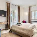 Villa Nirvana