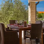 Villa Nirvana *