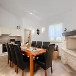 Nirvana Villa *