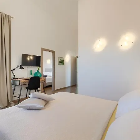 Villa Nirvana *