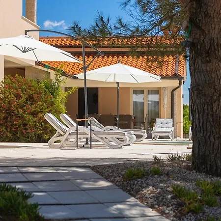 Holiday home Nirvana